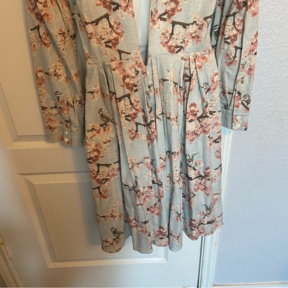 Gal Meets Glam - Floral Wrap (sample dress) - Picture 6 of 11